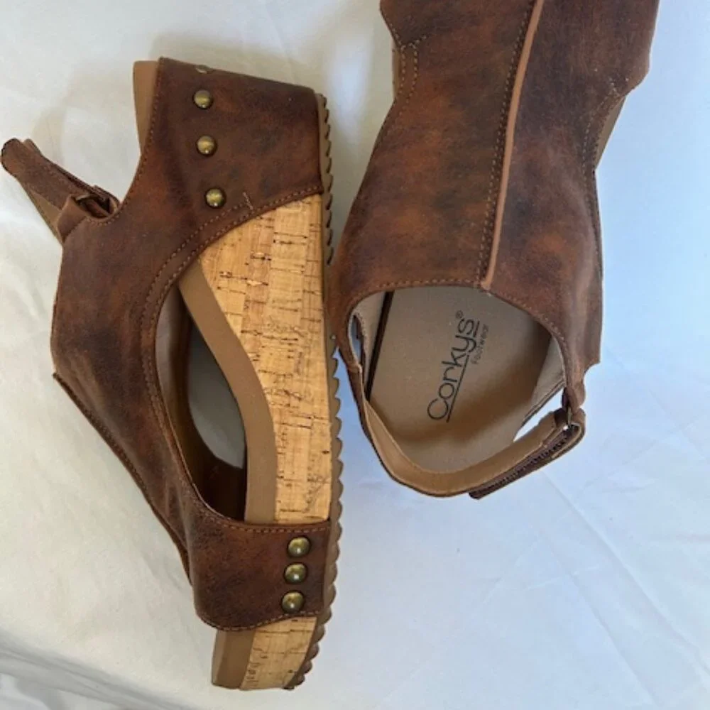 Corkys Sandals Womens Size 9 Cork Comfort Wedge Shoes Carley Brown Earthy Studs - Picture 7 of 8